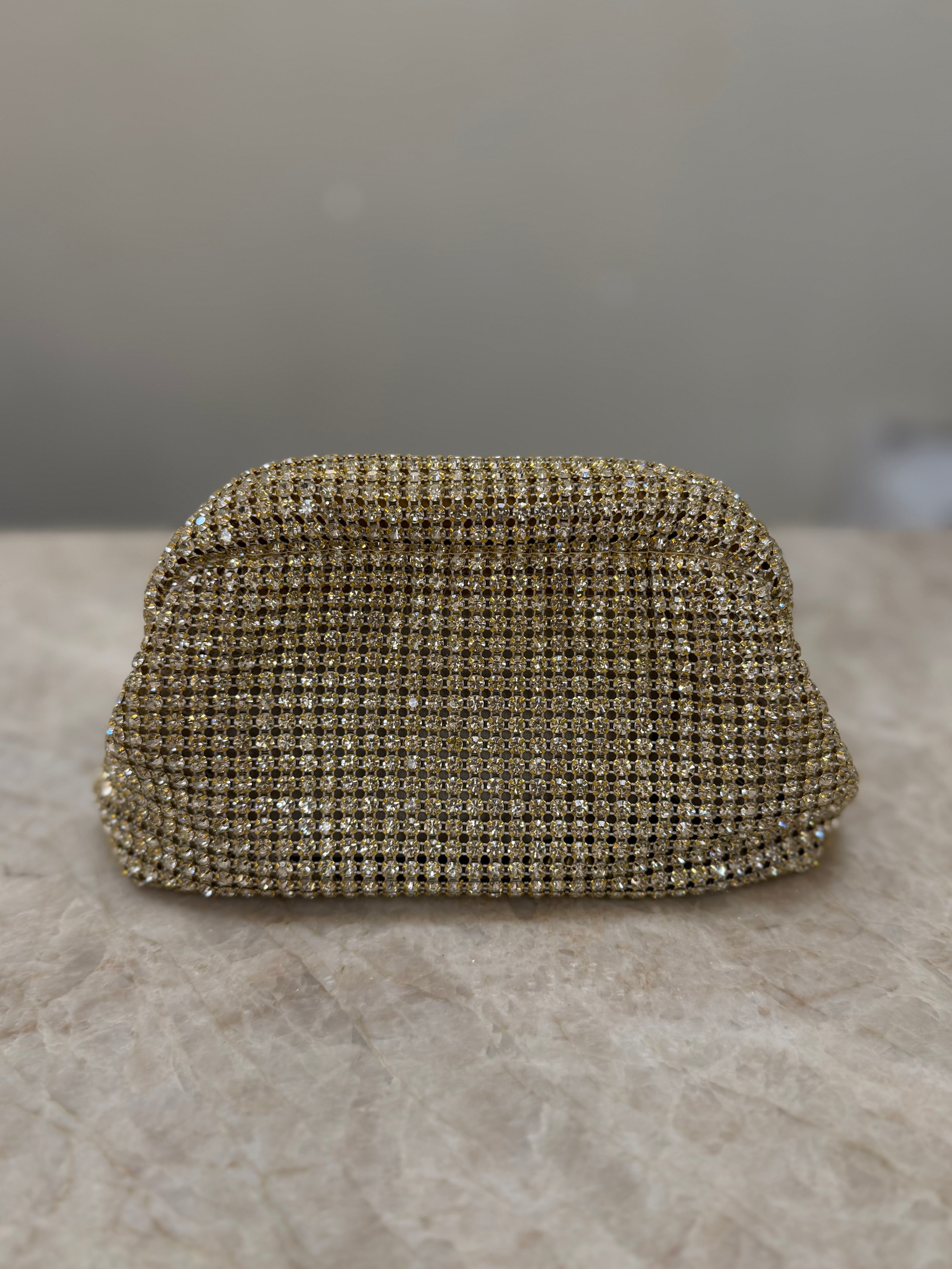 CLUTCH STRASS DOURADA DIFERENCIADA