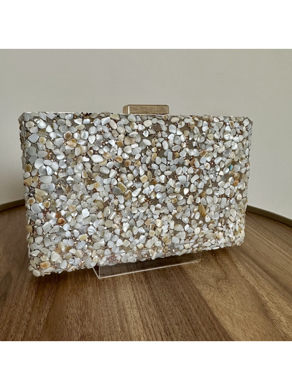 CLUTCH CASCALHO CHAMPAGNE