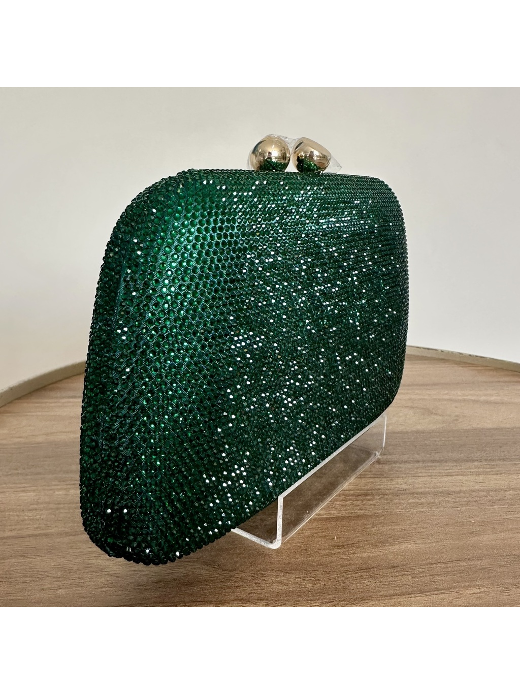 CLUTCH STRASS VERDE COM FECHO DOURADO