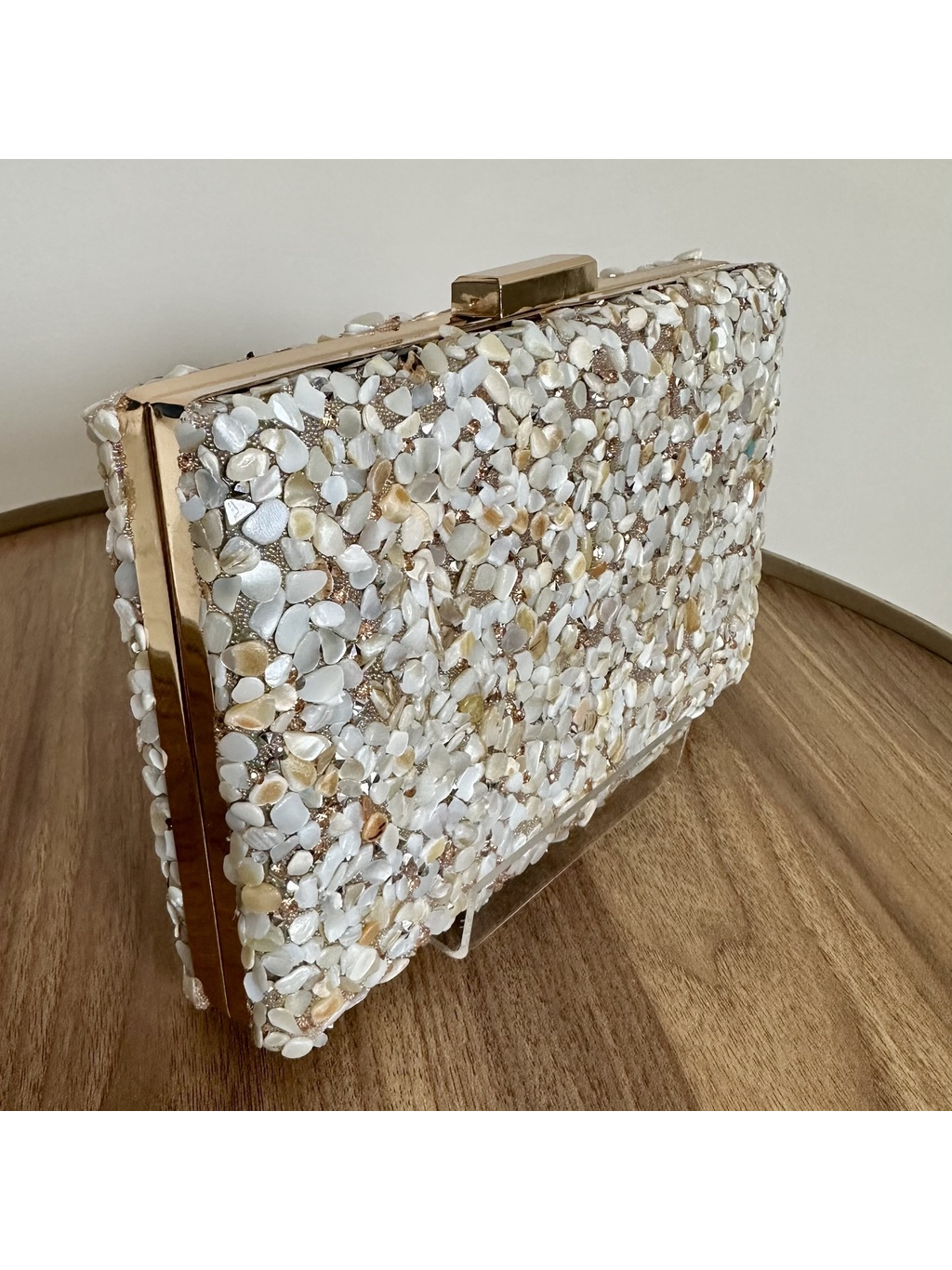 CLUTCH CASCALHO CHAMPAGNE