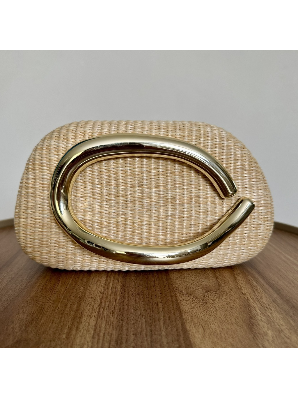 CLUTCH PALHA COM SUPORTE MÃO NUDE