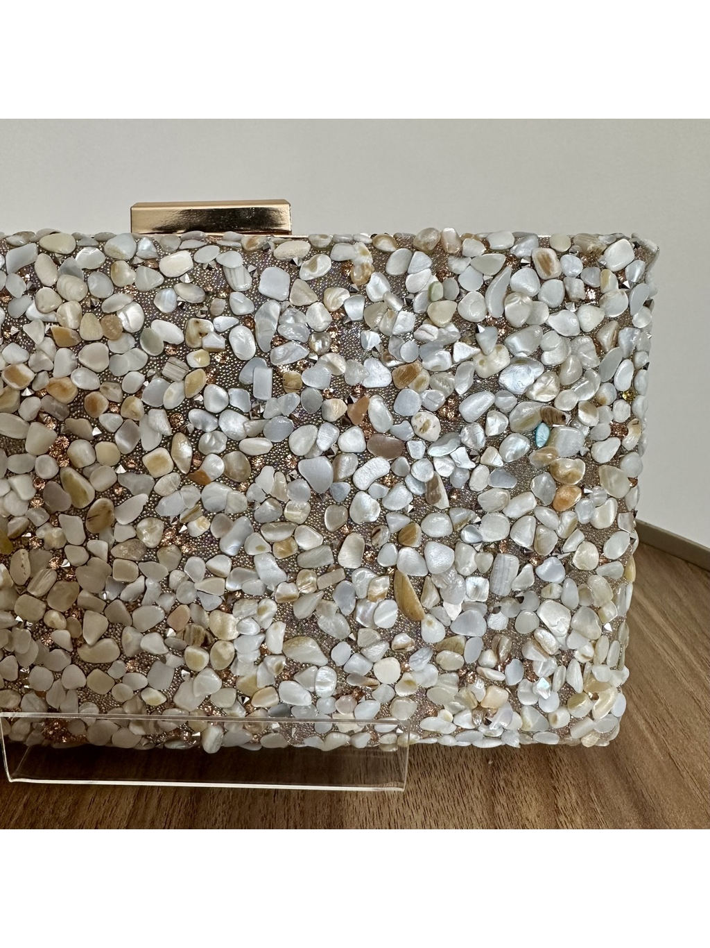 CLUTCH CASCALHO CHAMPAGNE